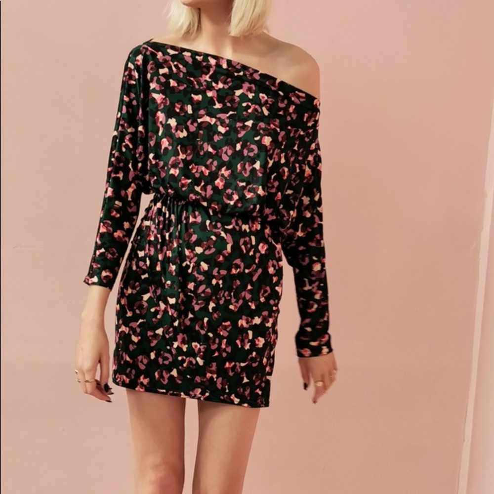 Never Fully Dressed Leyla Mini